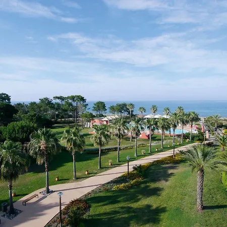 Belambra Clubs Borgo Pineto Resort *